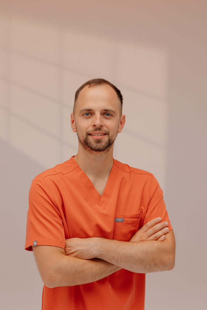 Dr. Voic Claudiu 6 ZivaClinicAprilie-34